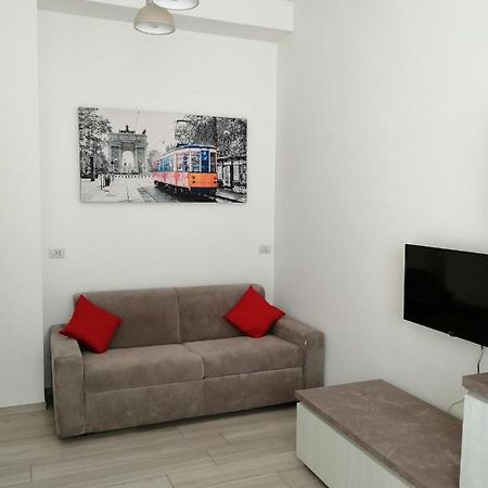 Appartamento Comodo Per Milano E Rho Fiera Екстер'єр фото