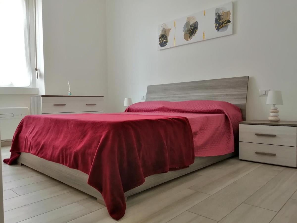 Appartamento Comodo Per Milano E Rho Fiera Екстер'єр фото